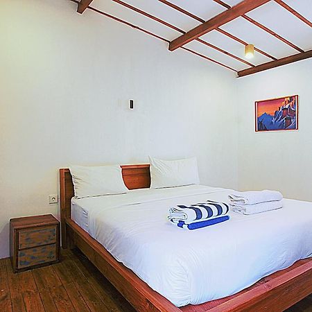 Serene Beach Villa Gili Trawangan Exterior foto